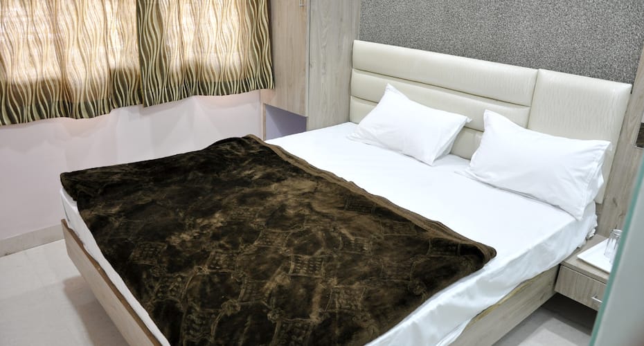 Hotel Aamantran Avenue, Ujjain 5